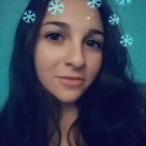 Meet your Posher, Angie